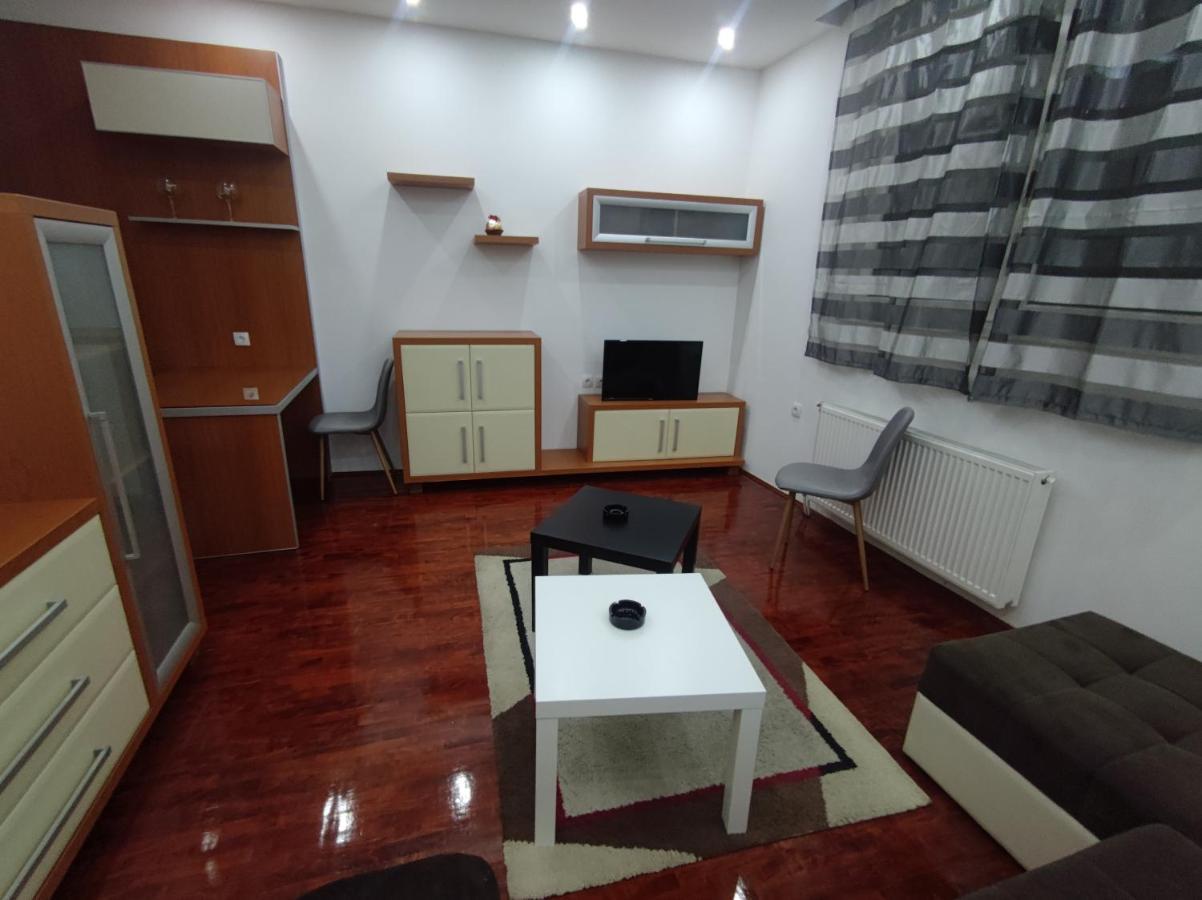 Nis Apartment 外观 照片